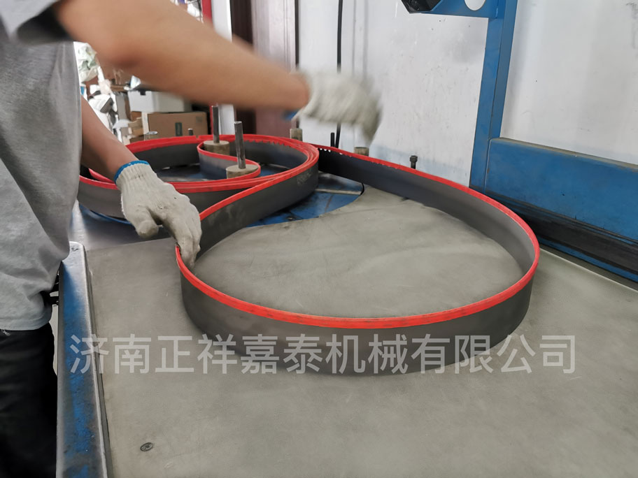 大型帶鋸條